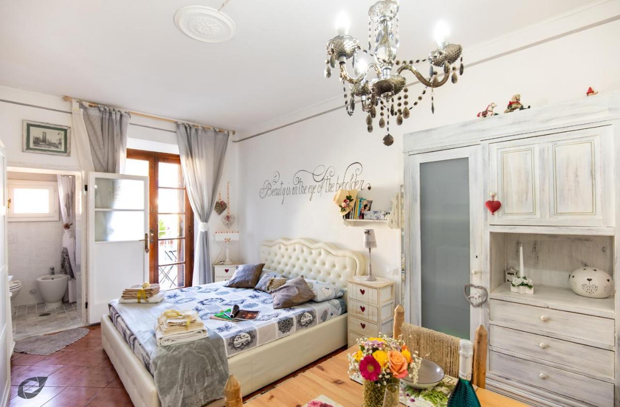 Апартаменти La Bomboniera Chic Di П'єтразанта Екстер'єр фото